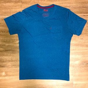 Levi’s V-Neck shirt